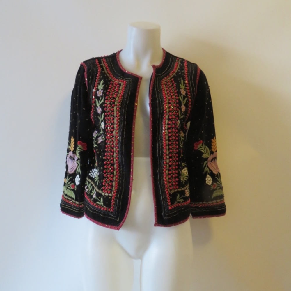 NWT VELVET BLACK BLAZER W/RED & GREEN SEQUINS - XS